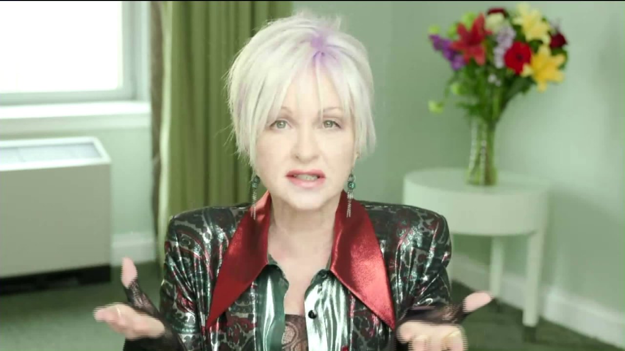 Cyndi Lauper opens up about her experience with Psoriasis ...